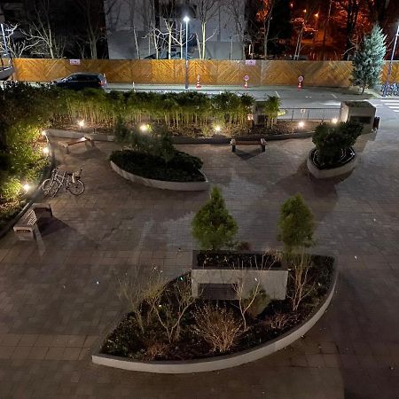 Green Apartment 214 With Private Parking Бухарест Экстерьер фото
